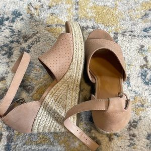Espadrille wedges